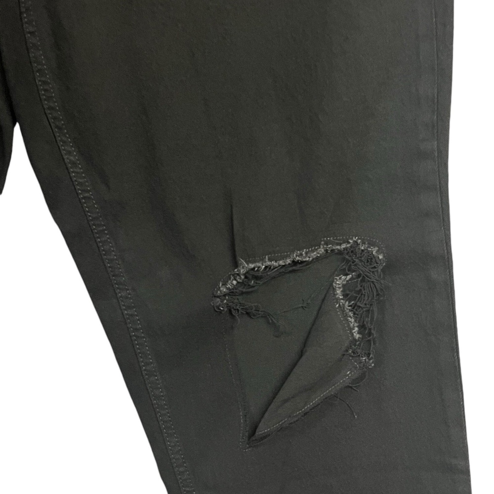 Old Navy Boyfriend Jeans Plus SZ 20 Black Mid-Rise Distressed Ripped NEW HI Rise - Picture 3 of 10